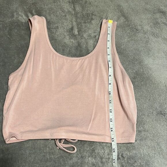 Garage Crop Tank. Medium. Pink - Picture 3 of 7